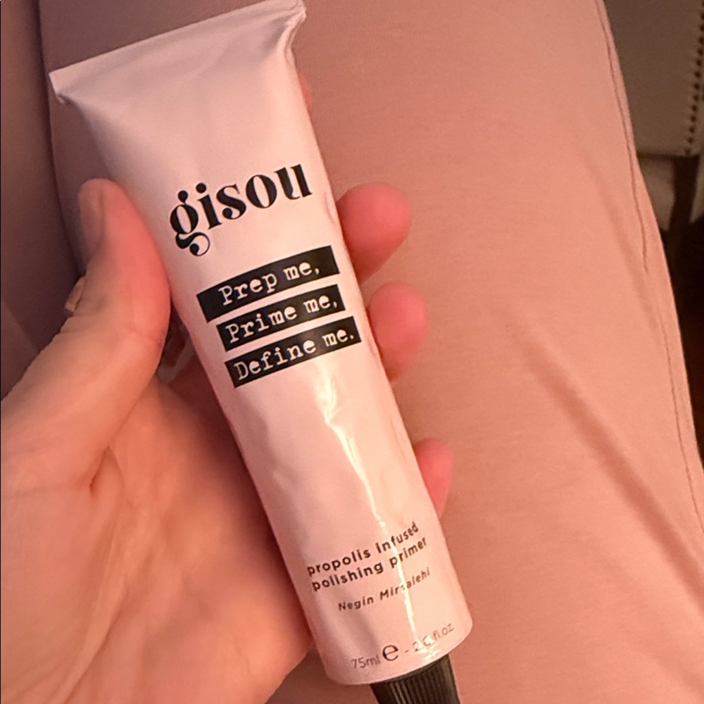 Gisou Pink Hair Polishing Primer